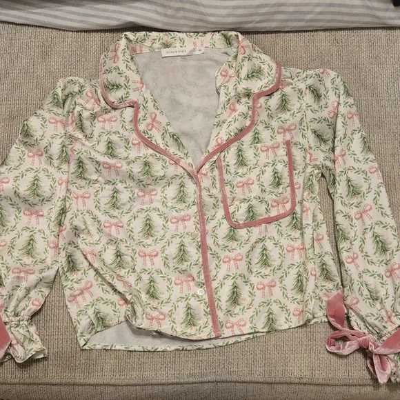 Pink and Green Holiday Print Shorts - Picture 3 of 6